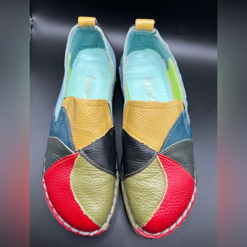 Artsy Pebbled Leather Pinwheel Rainbow Colorful Loafer Shoes Womens Sz 7